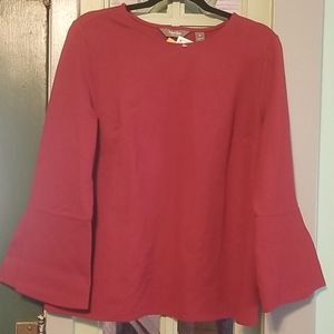 Bell sleeve top